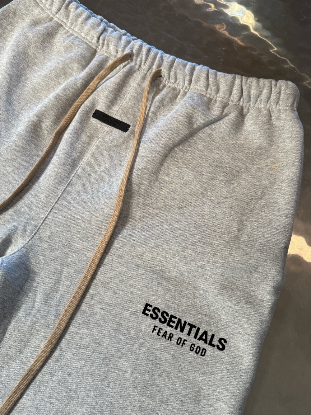 NWT Fear of God Essentials Sweatpants Joggers Grey Size Large